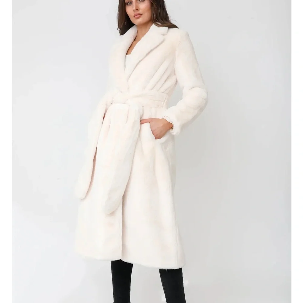 Elegant Cream Long Coat - Picture 2 of 5